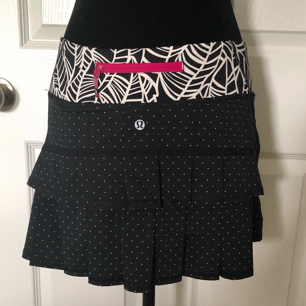 Lululemon pacesetter run skirt